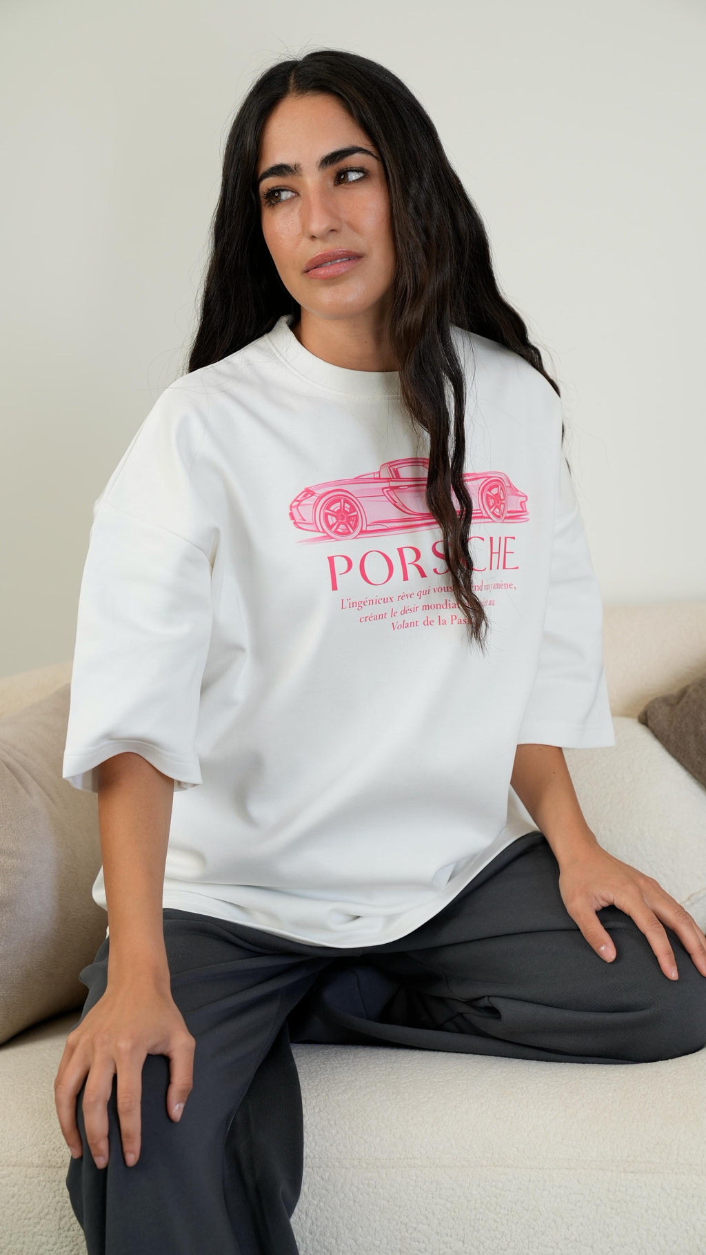 White widesleeves t-shirt